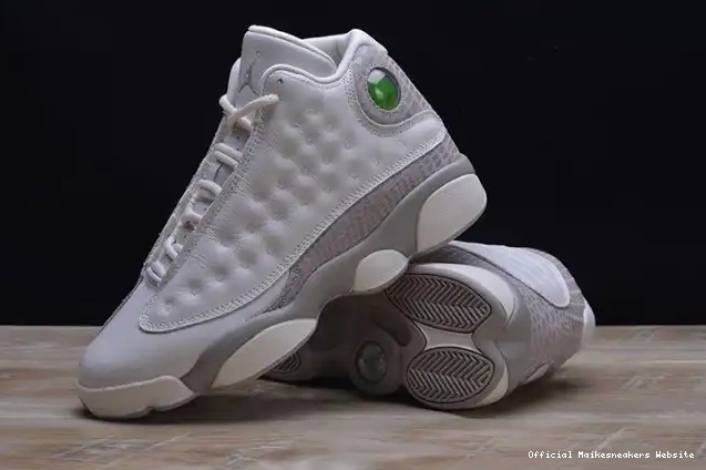 Official Maikesneakers 
